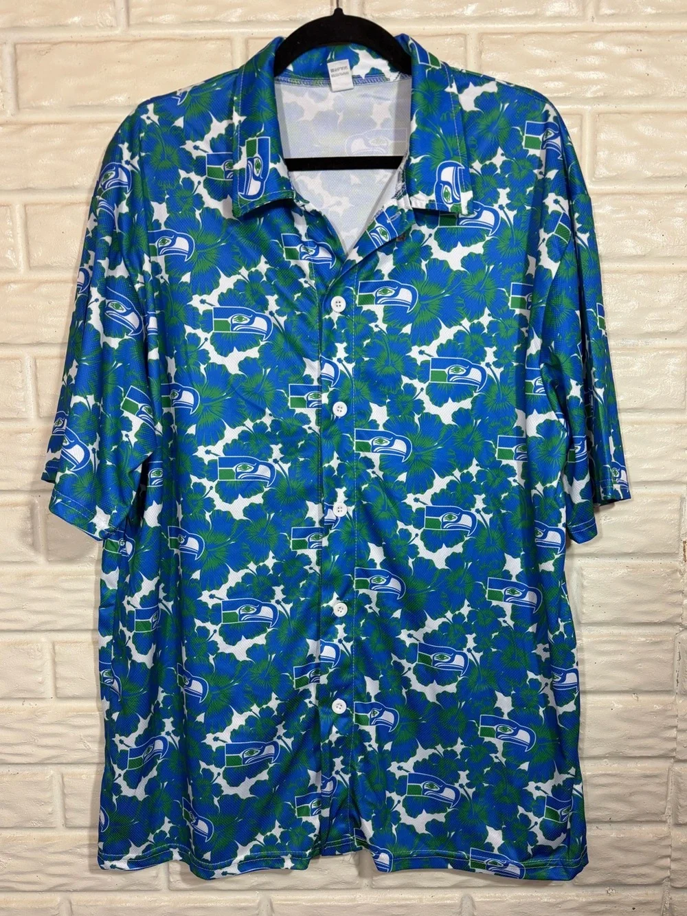 Seattle Seahawks NFL Hawaiian Tropical Button Up Shirt Men’s XL